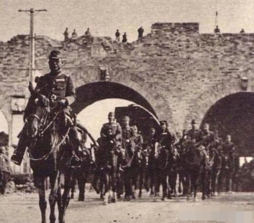 二战日军真是无条件投降？提出了三个条件，保留实力还想东山再起