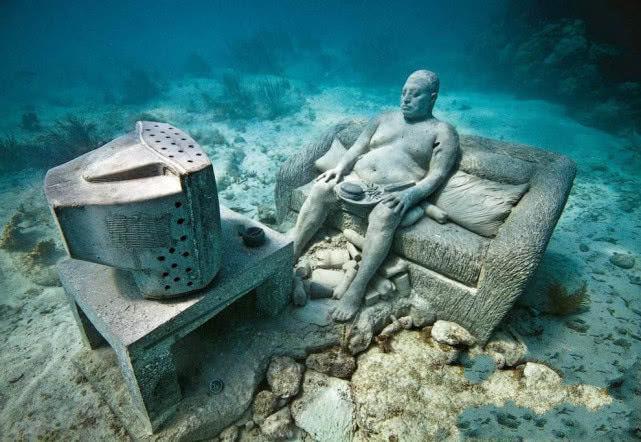 世界上3个海底未解之谜，连科学家都无法解释，令人大开眼界