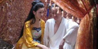 ​古代小妾很悲惨，命运被他人掌控，正室就寝小妾须在跟前学习