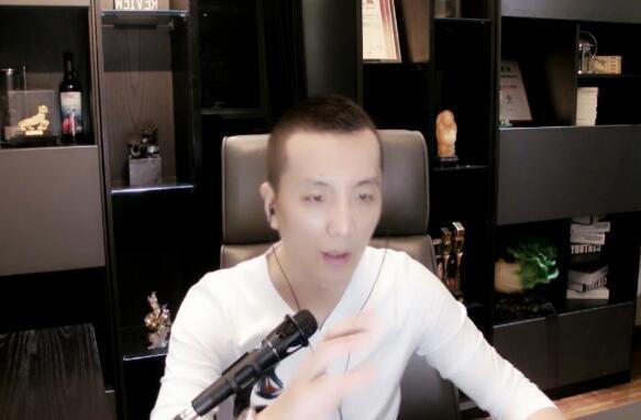 YY神豪七夜万振涛因为一句话怒干千万周星 明确表示不会上年度