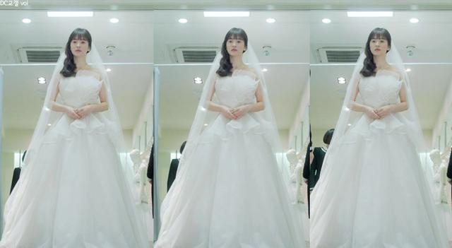 来一波宋慧乔的婚纱照，网友：个矮比较适合短款