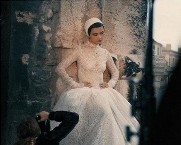 李宇春婚纱照曝光,疑似已经有男朋友?网友评论你美到已经不认识