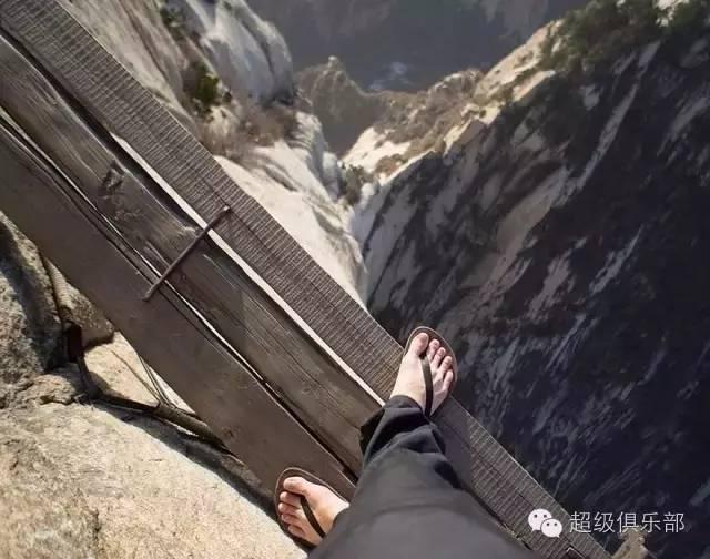 中国最恐怖的“十大”栈道，你想试试哪个？