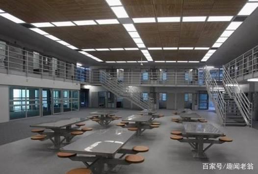 史上最厉害监狱，7000万建造只关4人，黑帮老大出狱后乖乖从良