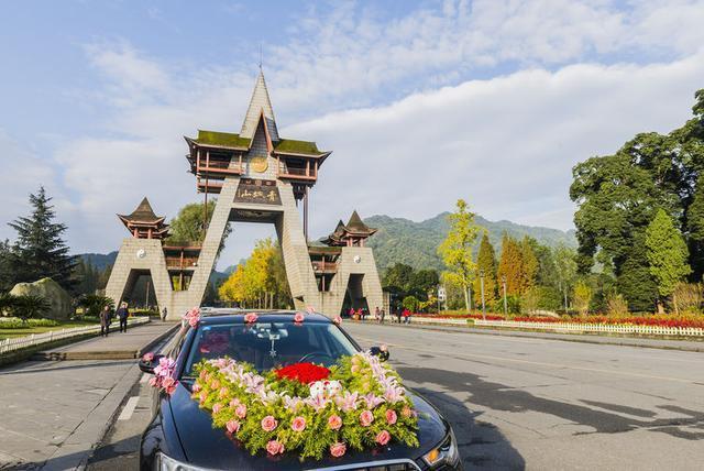 中国最得道的山，白娘子曾经在此修炼过，秋色正美！你知道是哪吗