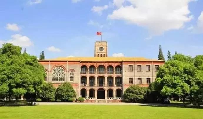 中国最美的大学同时又是优秀大学!