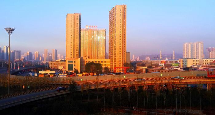 中国房价最便宜的十个省会城市, 有你待的城市吗?