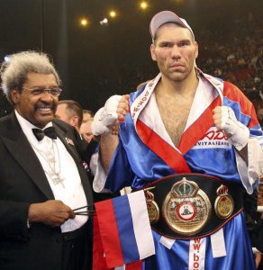 ​最恐怖俄罗斯拳王！头骨是普通人的3倍，曾打败拳王霍利菲尔德