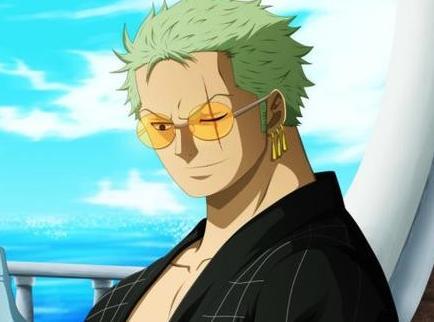 索隆终于睁开左眼，然而却漏出跟伊姆一样的瞳孔，凯多：伊姆儿子