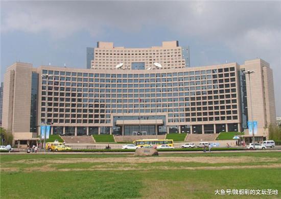 中国各大城市政府办公大楼: 成都最奢华, 武汉最低调, 广州最亲切