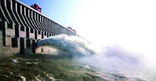 中国最神秘的军事基地，一个看着也不敢碰，另一个地图上找不到