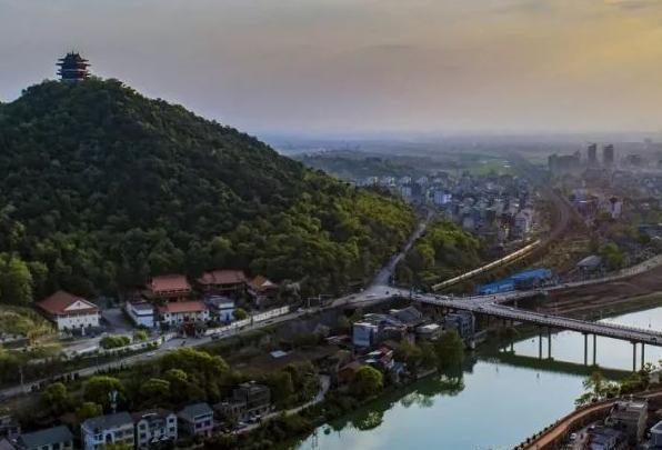 中国最“牛”县城！诞生400名博士、600名硕士