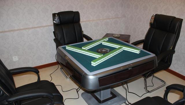 打麻将坐哪, 最旺财运, 总是赢?