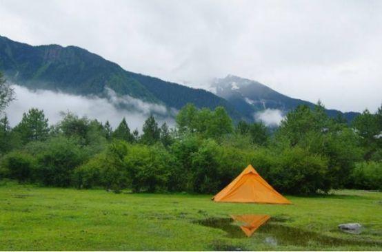 川藏线上，穷游女为何“独宠”帐篷也不睡酒店？原因很简单