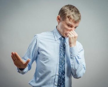 ​“排气”若有3种异常，最好去查一下，再拖下去，小心肠癌！