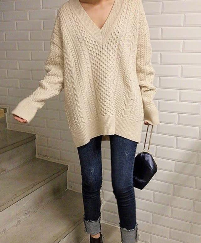 “巧克力”色系最近很火，深浅随意切换，大牌有范儿还能耍酷