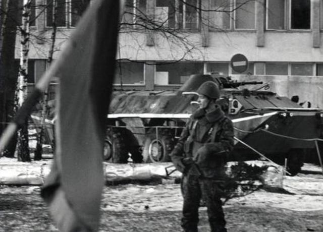 苏联最后国防部长，已经96岁高龄，却被一个小国判处10年有期徒刑