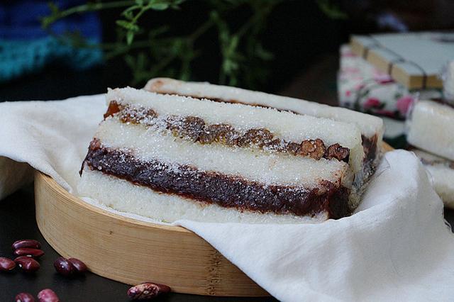 天津街头小吃之江米切糕，层次分明，软糯香甜，做法太简单了