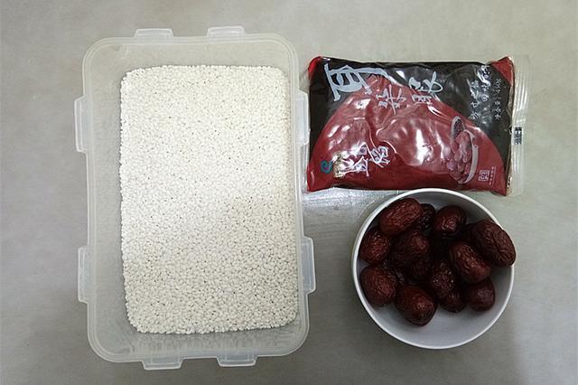 天津街头小吃之江米切糕，层次分明，软糯香甜，做法太简单了