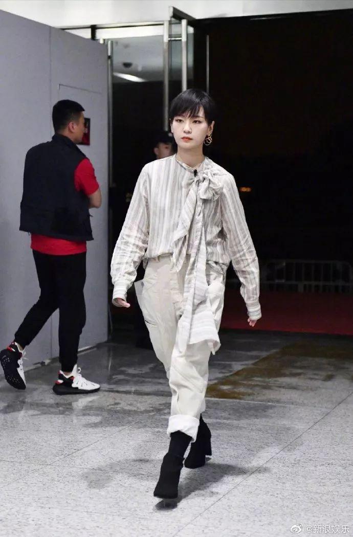 中国新说唱开录，青你偶练街舞选手扎堆；电影版最好的我们定档