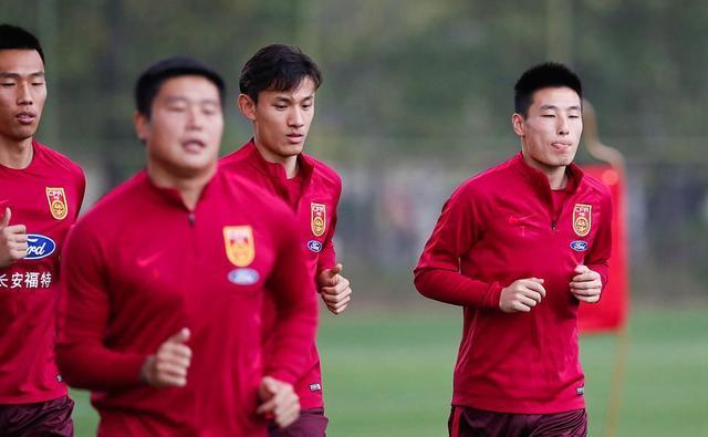 中国杯战威尔士一触即发！这11人是里皮心中最强国足阵容？