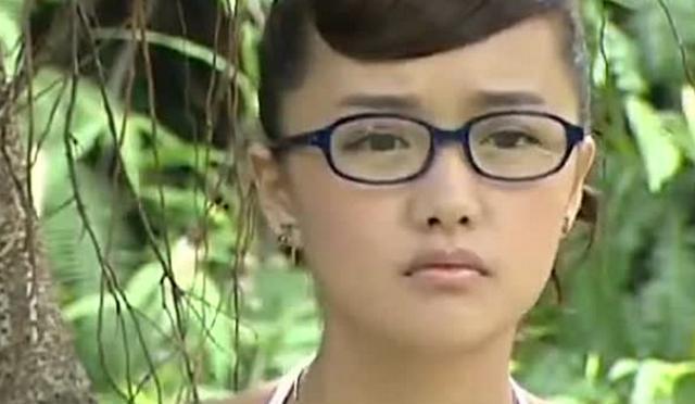 童年回忆《巴啦啦小魔仙》，小蓝姐姐一人分饰多角，你发现了吗？