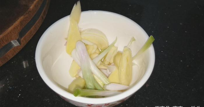 快过年了，鱼肉试过这样吃吗？做法简单又好吃，做一条待客真有面