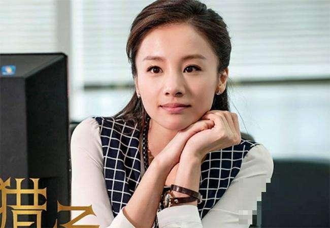 两人相差十岁因戏生情，恋爱15天闪婚，如今成为“宠妻达人”