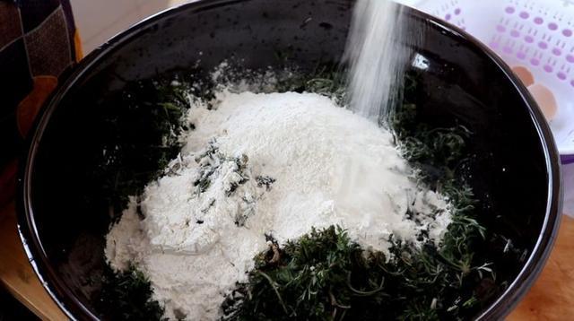 白蒿最好吃的做法，简单一做，比吃肉都香，营养又美味