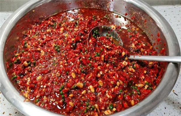 四川厨娘教你40年“豆瓣酱”做法，配方很详细，味道纯正！