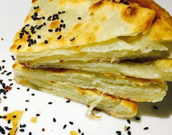 葱香千层饼这种做法，美味又下饭，现在知道还不晚