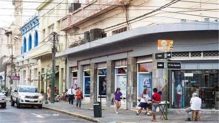 如今依旧在实行一夫多妻制度的国家，不娶3个妻子，就会被判刑！