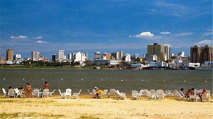 如今依旧在实行一夫多妻制度的国家，不娶3个妻子，就会被判刑！