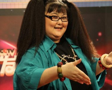 ​中国最胖女演员，从328斤减到188斤，和帅气老公恩爱20年