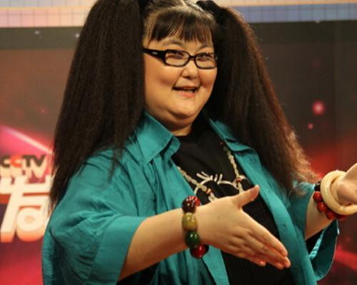 中国最胖女演员,从328斤减到188斤,和帅气老公恩爱20年
