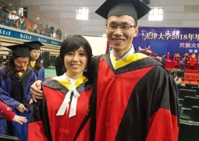 “最励志”学霸情侣，恋爱9年硕博连读！