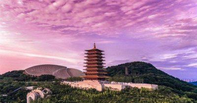 ​中国最“奢华”寺庙，耗资40亿，藏有唯一的佛顶骨舍利