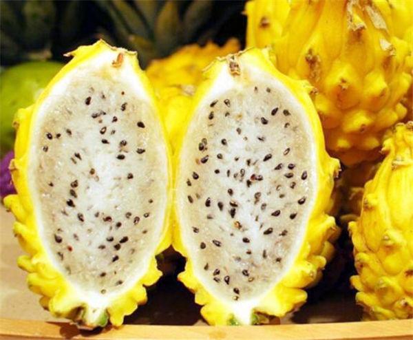 这奇葩水果你吃过吗？我大多数第一次见！