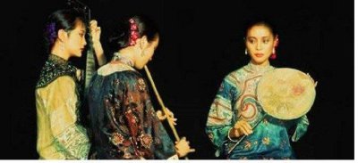 ​胡雪岩是中国近代著名红顶商人，徽商的代表人物