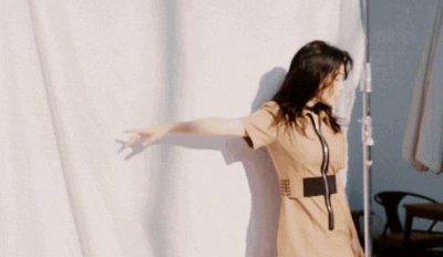 ​被娱乐圈开除的李小璐，过得怎么样？