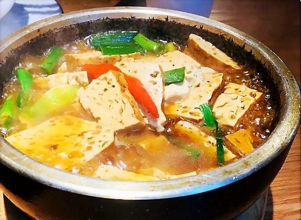 压锅老豆腐新做法，简单易学,比大鱼大肉吃的还过瘾