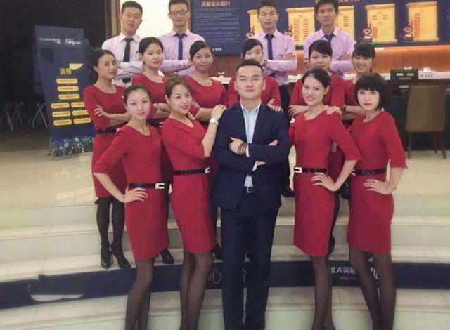 售楼小姐年薪百万?看看售楼小姐是怎么说的