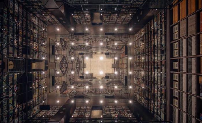 中国最美书店—重庆钟书阁