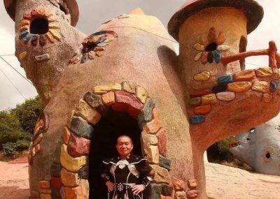 ​中国最坚韧的“矮人国”，房子住蘑菇屋，背后生活没有想象中脆弱