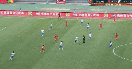 中超人物:阿奇姆彭——“津门虎”泰达队快速奔跑的力量