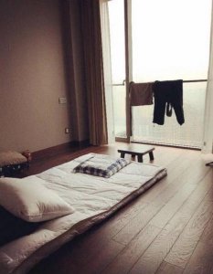 ​郑爽在上海随手买了套几千万的房，网友：没怎么拍戏也这么有钱？