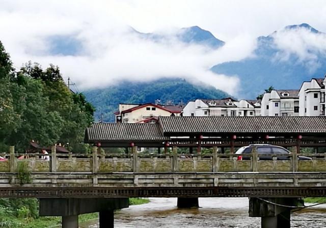 中国最“实在”的一座小镇：做菜从来不偷工减料，肉多到吃不完