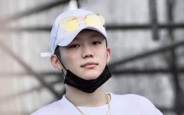 马苏和PGONE的关系怎么样?亲自到现场加油!