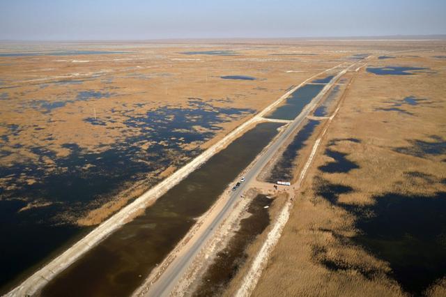 中国最神奇的湖泊，干涸51年成为沙漠