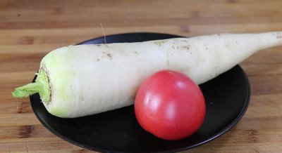 ​白萝卜番茄蛋汤的做法！